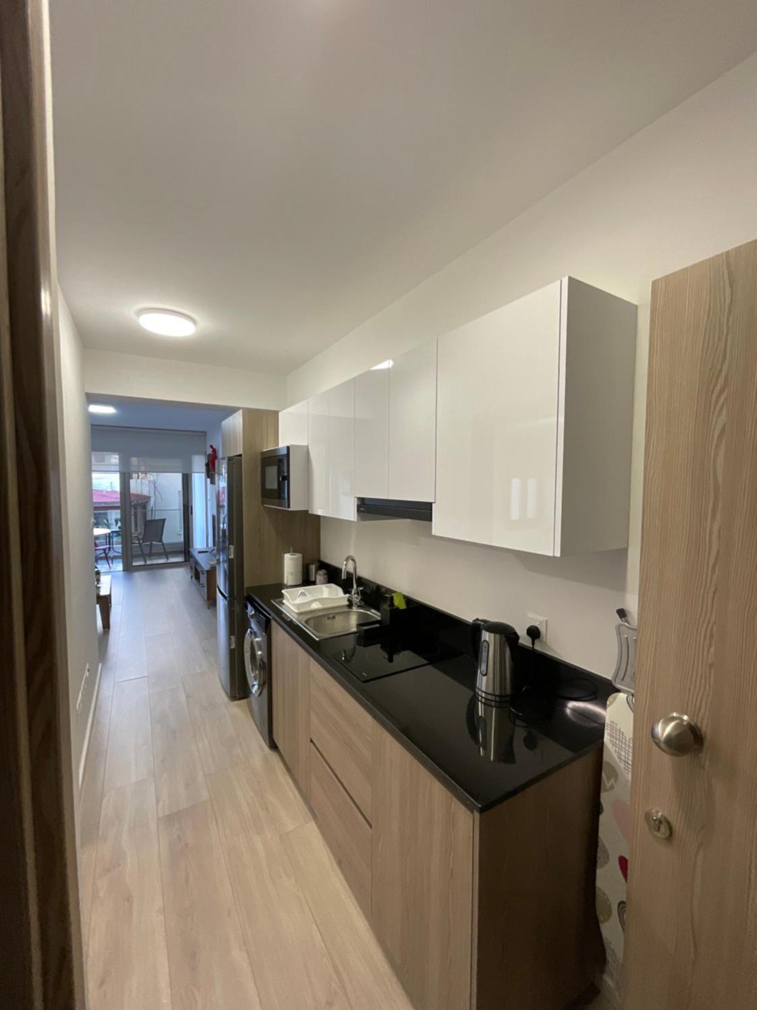 Le Voyageur Apartamento Larnaca Exterior foto