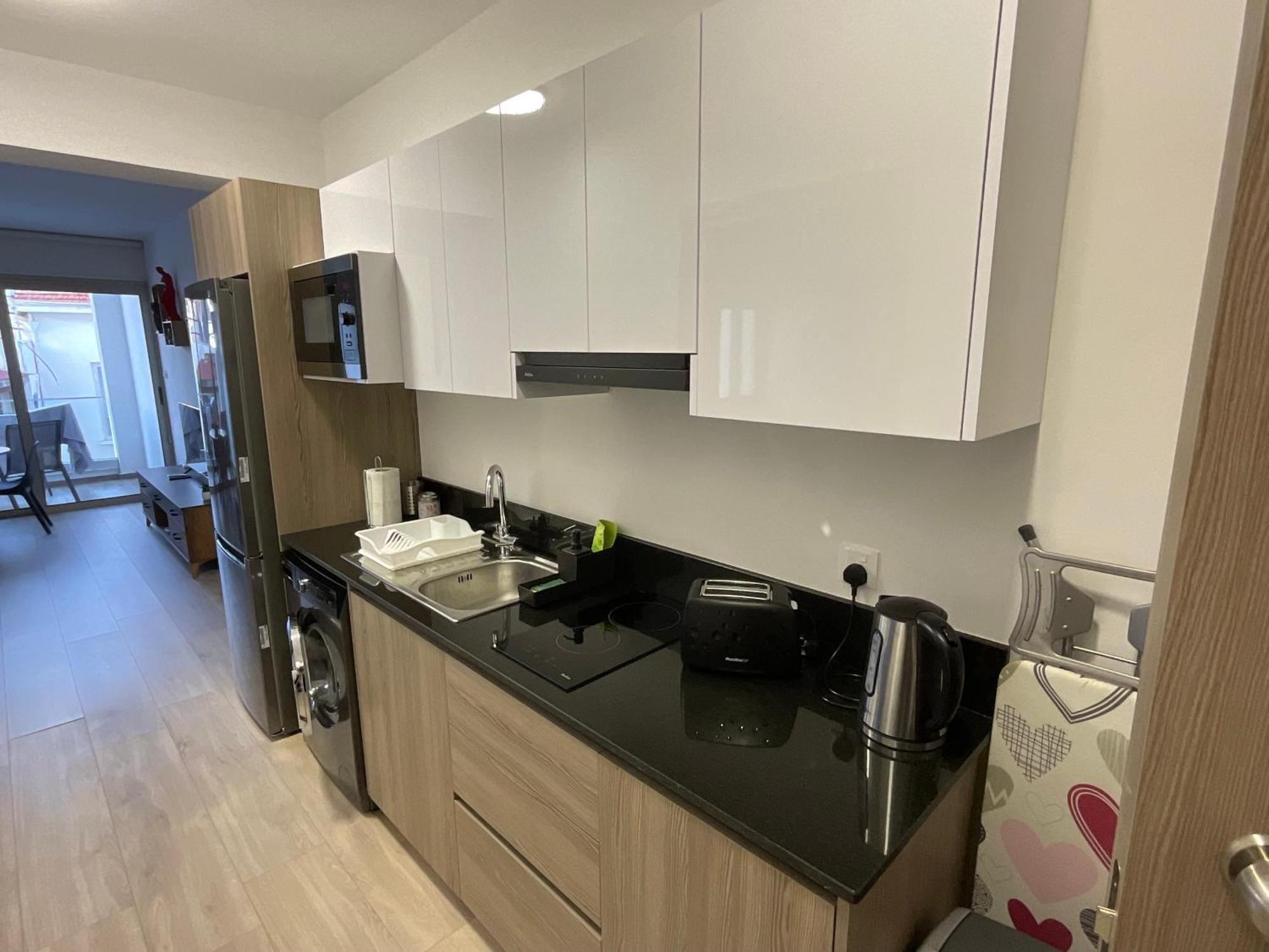 Le Voyageur Apartamento Larnaca Exterior foto