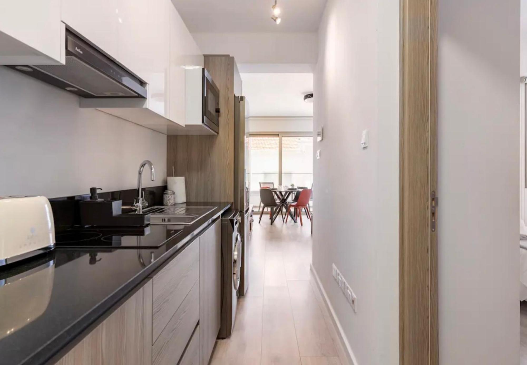 Le Voyageur Apartamento Larnaca Exterior foto